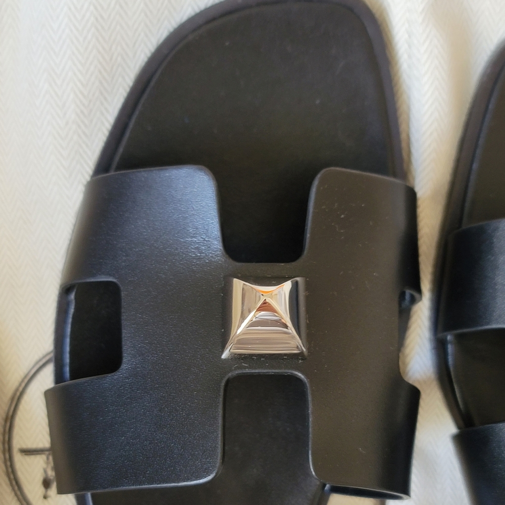 Hermes Sandal BLACK LEATHER SILVER STUD SIZE 39.5=9.5US LIMITED EDITION ORAN NEW - Picture 3 of 17